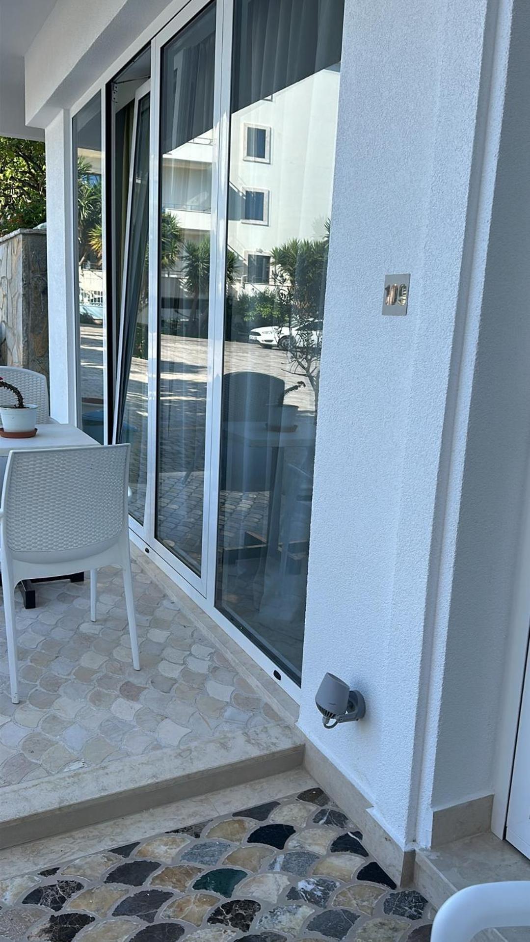 Hotel Delfini Sarande Exterior photo